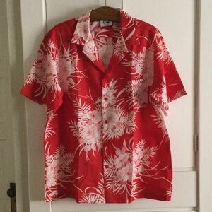 🌴New- Red Floral Hawaiian Shirt